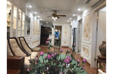 Bán chung cư dự án 47 Nguyễn Tuân, Thanh Xuân, diện tích 90m, giá 3.7 tỷ.